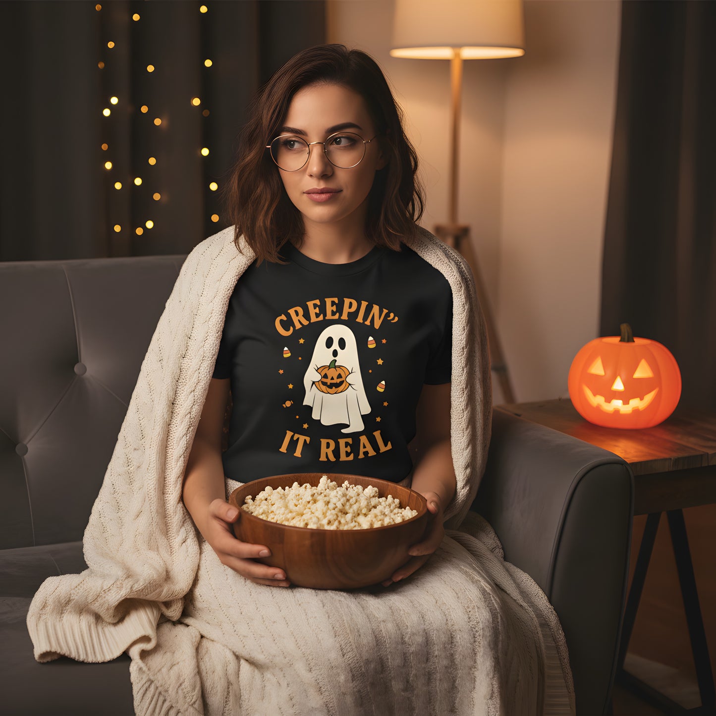 Creepin It Real T-Shirt - Cute Ghost Halloween Shirt, Retro Spooky Season Tee, Funny Ghost Gift, Aesthetic Fall Outfit Apparel